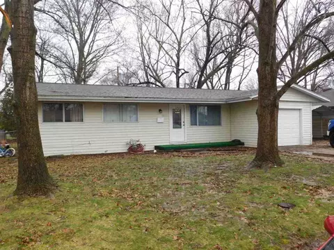 317 E Jennings St, Salem, IL 62881 photo 15