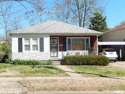 209 George St, Anna, IL 62906 photo 2