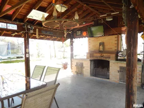 209 George St, Anna, IL 62906 photo 7