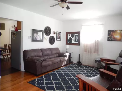 209 George St, Anna, IL 62906 photo 9