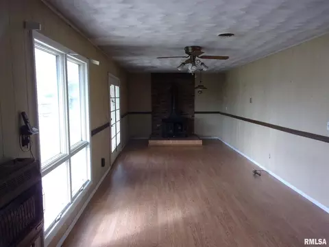 1123 County Road 1870 E, Fairfield, IL 62837 photo 4