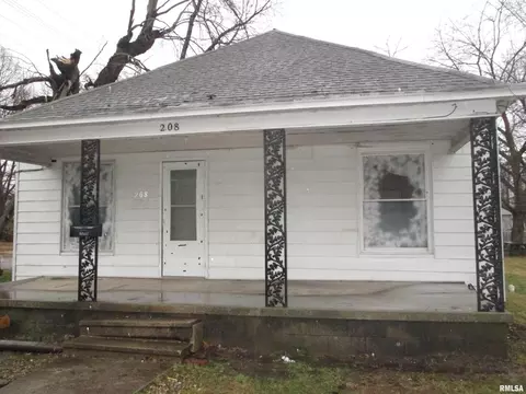 208 E Reed St, Benton, IL 62812 photo 1