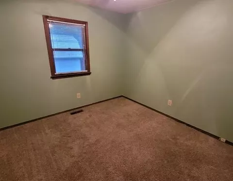 99 Cherry Dr, Mount Vernon, IL 62864 photo 8