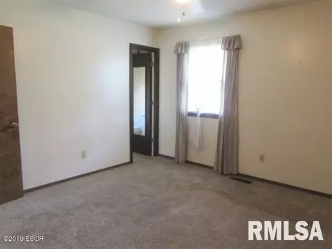99 Cherry Dr, Mount Vernon, IL 62864 photo 25