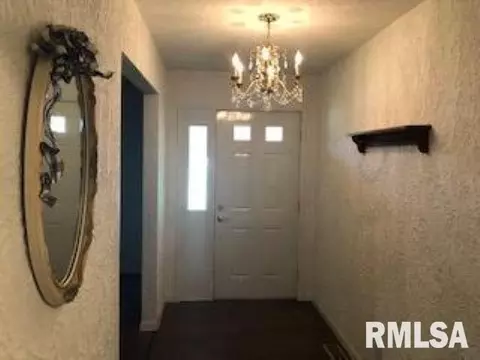 70 Park Forest Dr, Centralia, IL 62801 photo 5