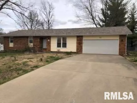 70 Park Forest Dr, Centralia, IL 62801 photo 1
