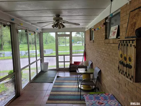 2 Rushton Dr, Mount Vernon, IL 62864 photo 9