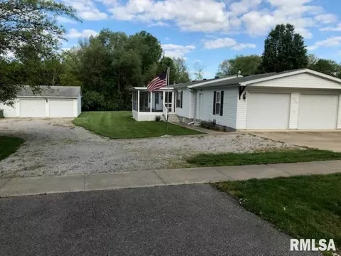 305 W Washington St, Dix, IL 62830 photo 7