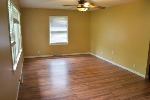 18 Jon St, Metropolis, IL 62960 photo 9