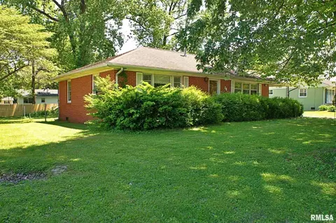 18 Jon St, Metropolis, IL 62960 photo 2