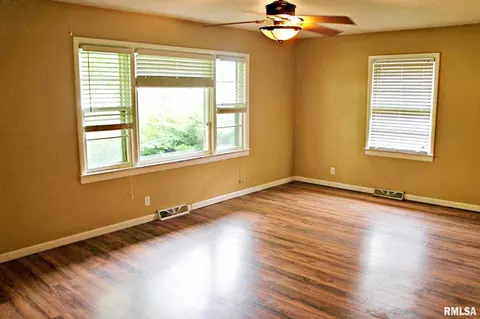 18 Jon St, Metropolis, IL 62960 photo 8