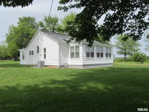 218 E South St, Dix, IL 62830 photo 15