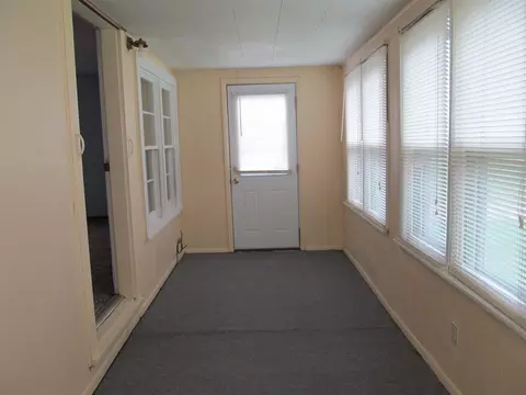 218 E South St, Dix, IL 62830 photo 20