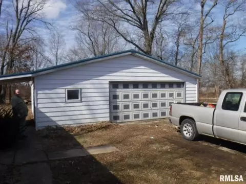 2449 Sands Rd, Salem, IL 62881 photo 2