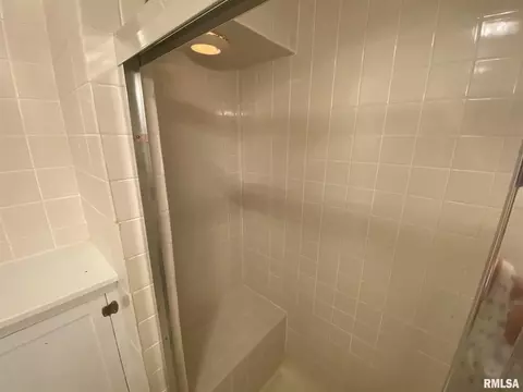 200 E Bennett, Salem, IL 62881 photo 29