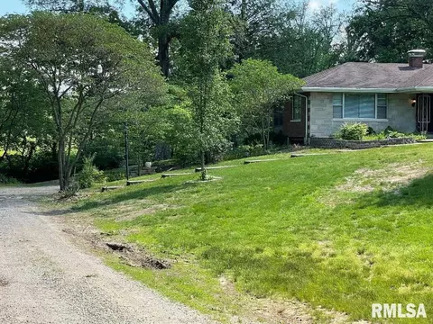360 Community Beach Rd, Centralia, IL 62801 photo 3