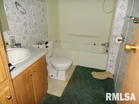 89 Walnut St, Richview, IL 62877 photo 7
