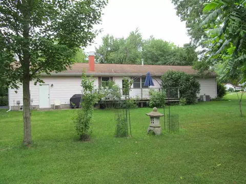 604 E Bryan St, Salem, IL 62881 photo 36