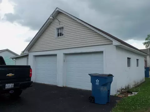 709 S Mulkey St, Christopher, IL 62822 photo 24
