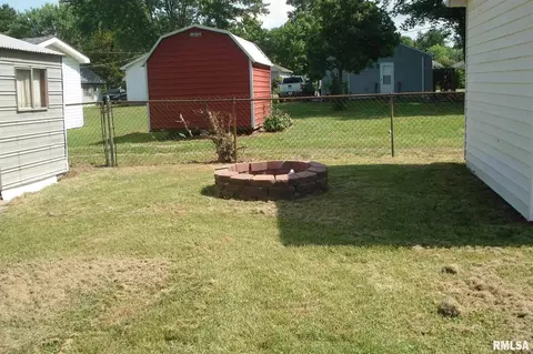 1312 W Harrison St, Herrin, IL 62948 photo 25