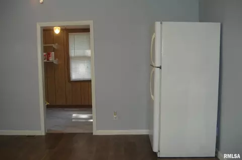 1312 W Harrison St, Herrin, IL 62948 photo 6