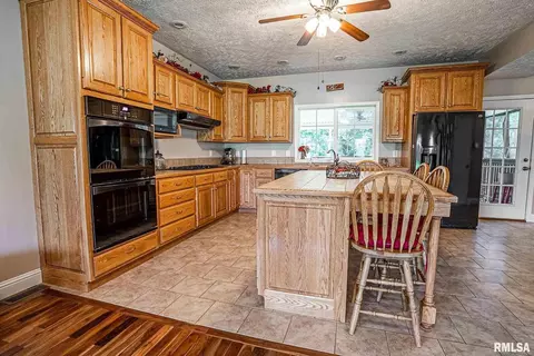 7557 E Grant Rd, Walnut Hill, IL 62893 photo 32