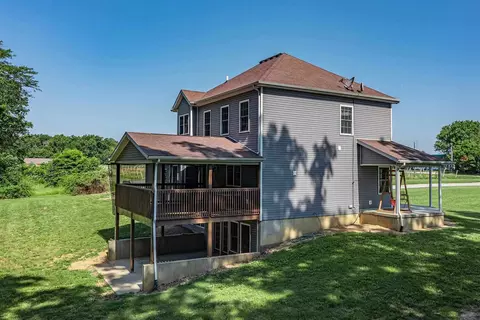 7557 E Grant Rd, Walnut Hill, IL 62893 photo 24