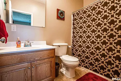 7557 E Grant Rd, Walnut Hill, IL 62893 photo 40