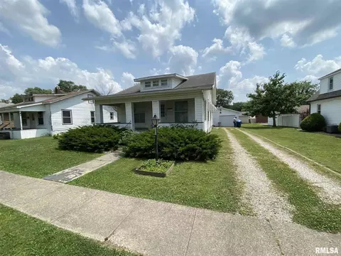 308 Flora Ave, Flora, IL 62839 photo 2