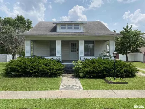 308 Flora Ave, Flora, IL 62839 photo 1