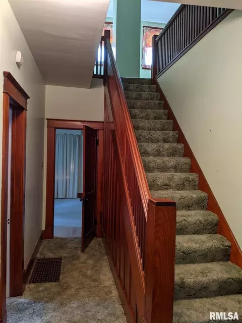 623 S Hickory St, Centralia, IL 62801 photo 18