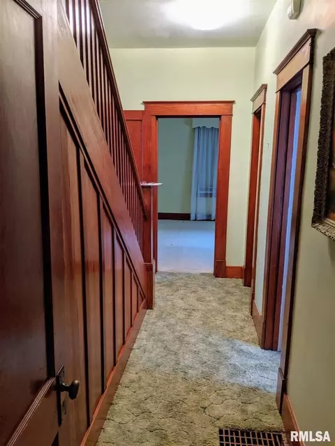 623 S Hickory St, Centralia, IL 62801 photo 14