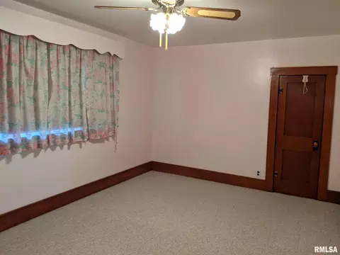623 S Hickory St, Centralia, IL 62801 photo 21