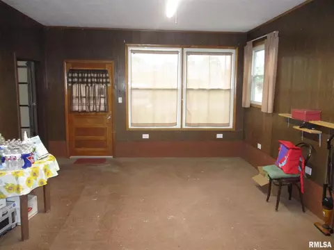 404 W Harrison St, Christopher, IL 62822 photo 22