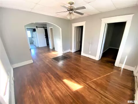 502 W 3rd St, Flora, IL 62839 photo 13