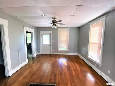 502 W 3rd St, Flora, IL 62839 photo 14