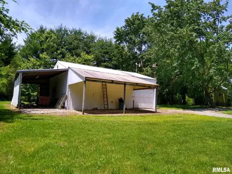 470 Crescent Loop, Vienna, IL 62995 photo 3