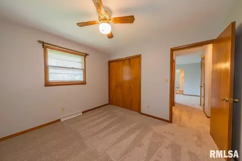 33 Cherry Dr, Mount Vernon, IL 62864 photo 21
