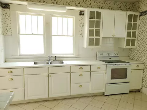 423 E 5th St, Centralia, IL 62801 photo 5