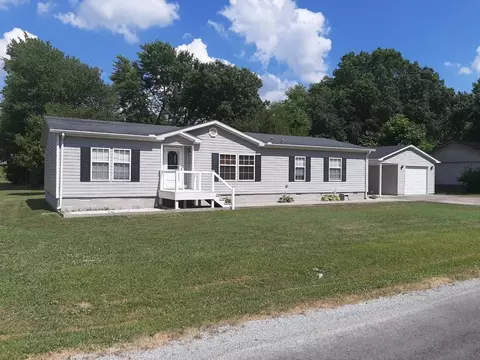 820 N 27th St, Herrin, IL 62948 photo 1