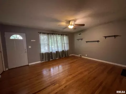 416 Sherry Rd, Marion, IL 62959 photo 5