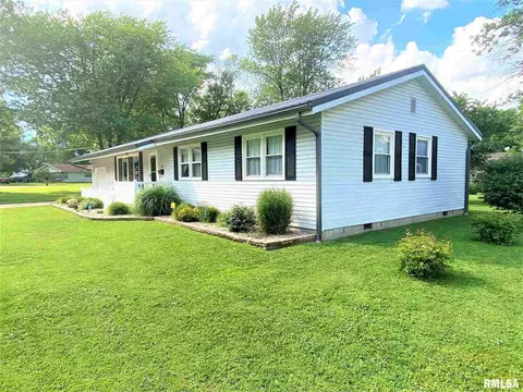 636 W 7th St, Flora, IL 62839 photo 49
