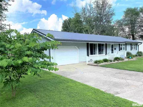 636 W 7th St, Flora, IL 62839 photo 44