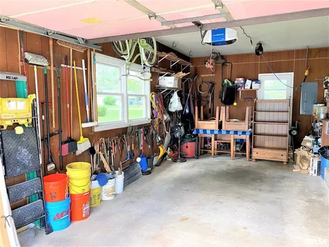 636 W 7th St, Flora, IL 62839 photo 38