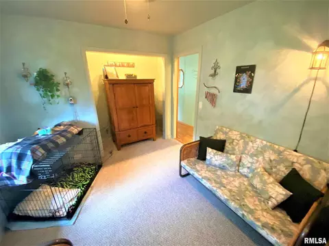 636 W 7th St, Flora, IL 62839 photo 25