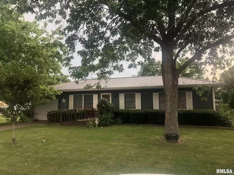 506 Ellen Dr, Carmi, IL 62821 photo 1