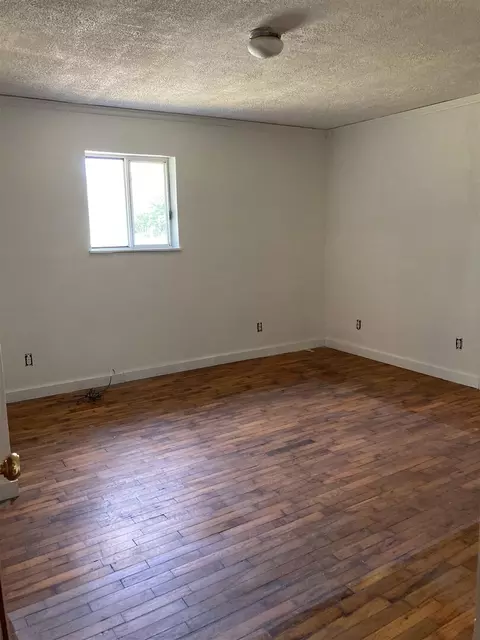 503 E Washington St, Ava, IL 62907 photo 2
