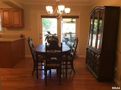 1508 N Main St, Dix, IL 62830 photo 26