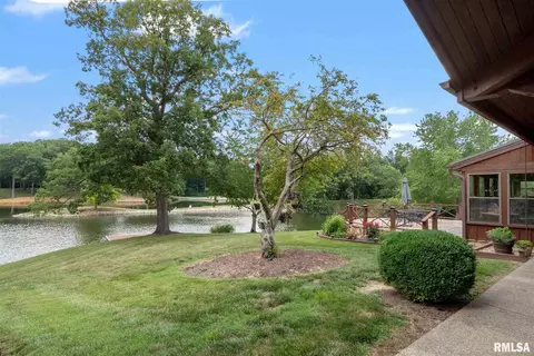 1139 Byars Rd, Centralia, IL 62801 photo 10