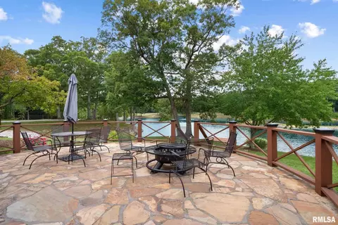 1139 Byars Rd, Centralia, IL 62801 photo 9